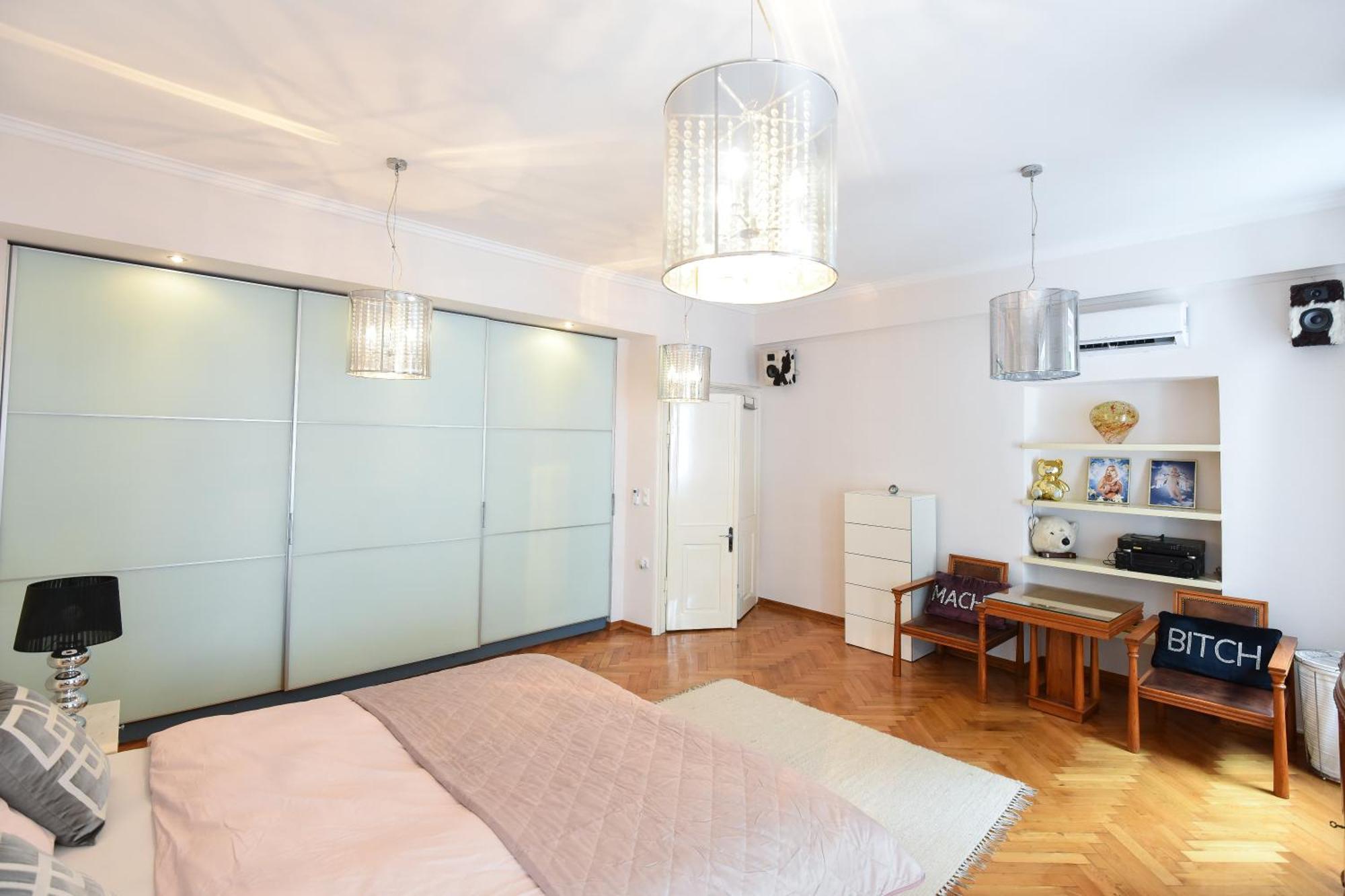 Neoclassical Luxury Apartment ลูบลิยานา ภายนอก รูปภาพ