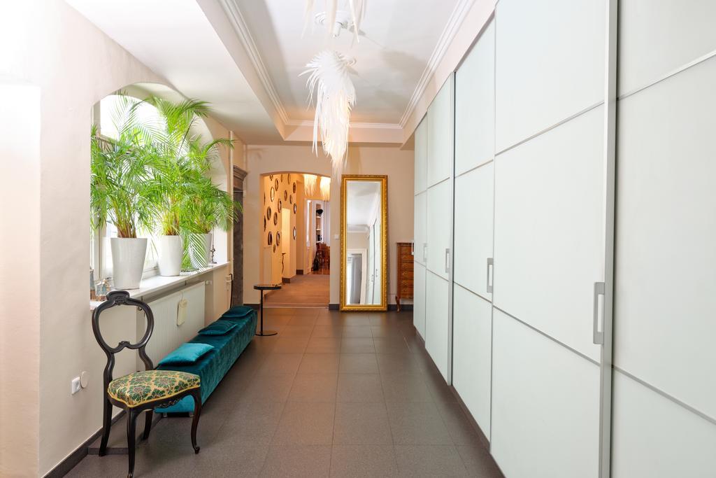 Neoclassical Luxury Apartment ลูบลิยานา ภายนอก รูปภาพ