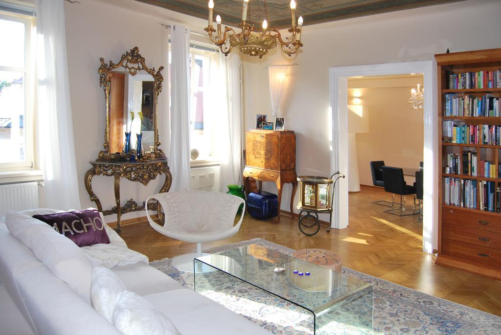 Neoclassical Luxury Apartment ลูบลิยานา ภายนอก รูปภาพ